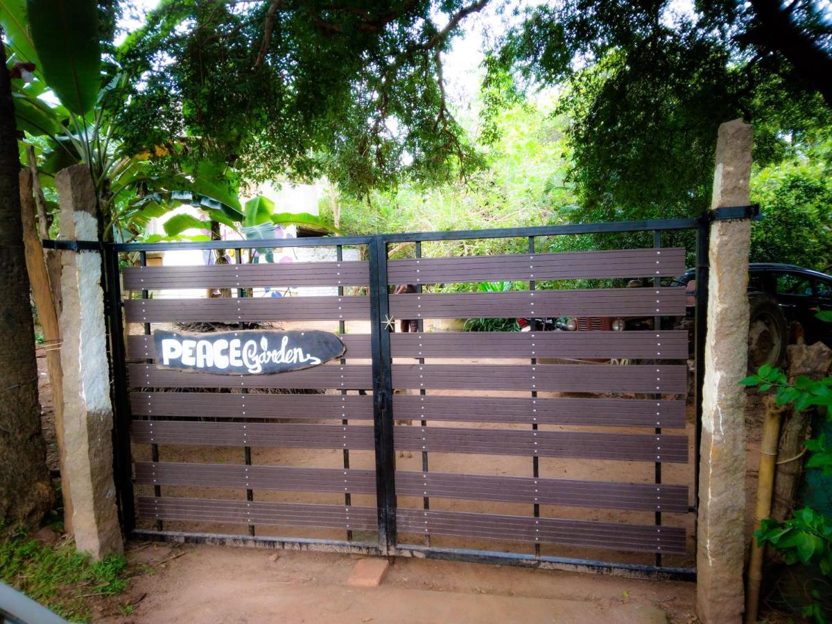 Peace Garden Albergue Auroville Exterior foto